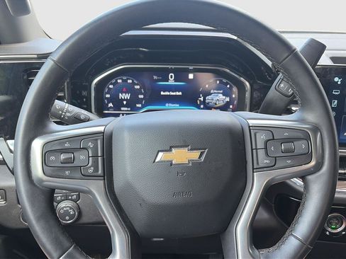 Used 2023 Chevrolet Silverado 1500 LT AWD/4WD image 11