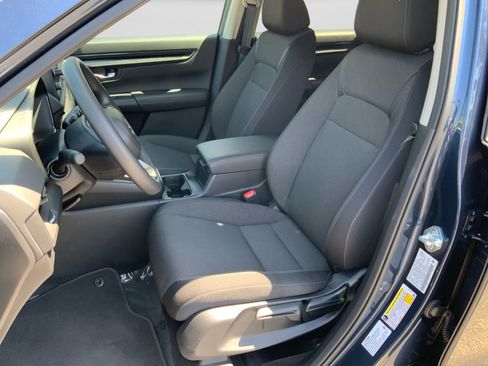 Used 2025 Honda CR-V LX image 17