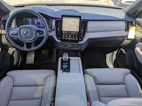 New 2026 Volvo XC90 T8 Ultra w/ Lounge Package AWD/4WD image 11