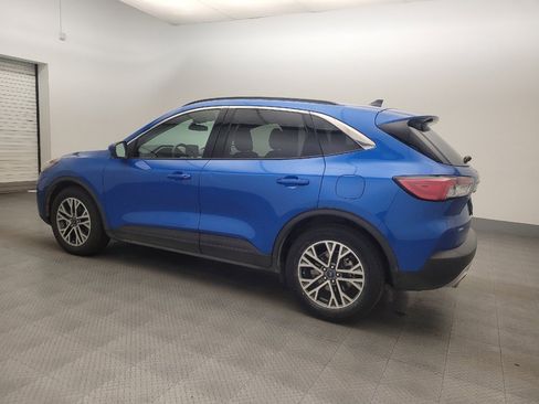 Used 2020 Ford Escape SEL image 3