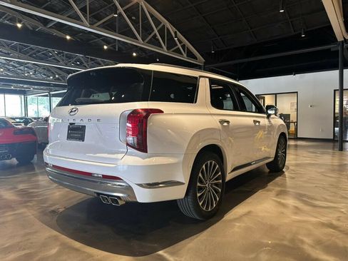 Used 2024 Hyundai Palisade Calligraphy AWD/4WD image 5