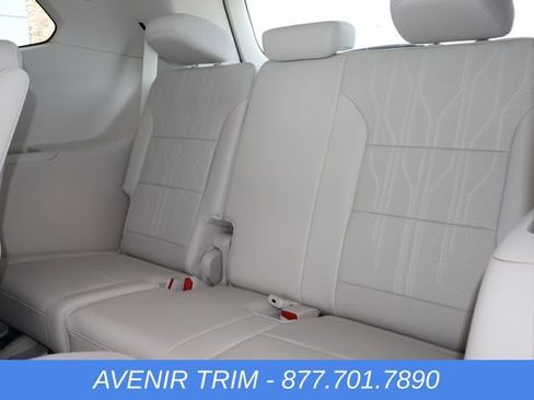 New 2026 Buick Enclave Avenir FWD image 15