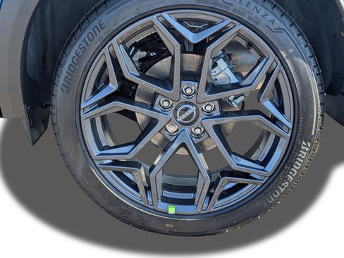 New 2026 Nissan Kicks SR w/ SR Premium Package image 9