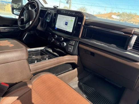 Used 2023 Ford F250 King Ranch w/ Chrome Package image 13