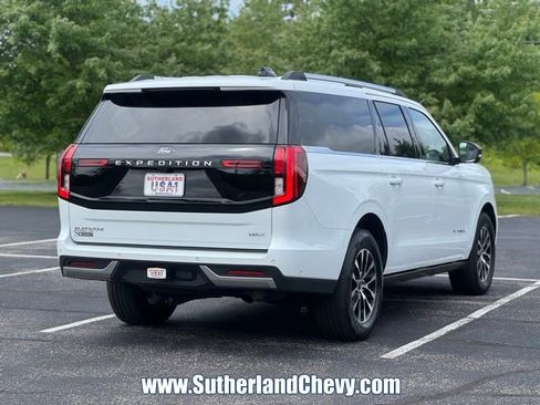 Used 2025 Ford Expedition Max Platinum AWD/4WD image 7