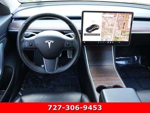 Used 2019 Tesla Model 3 image 18