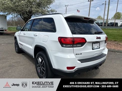 Used 2021 Jeep Grand Cherokee Trailhawk w/ Trailhawk Luxury Group AWD/4WD image 4