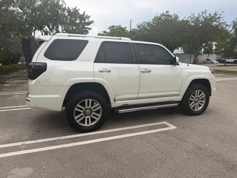 Used 2013 Toyota 4Runner Limited AWD/4WD image 9
