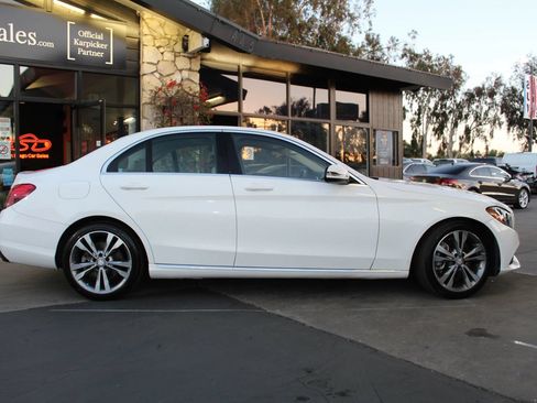 Used 2016 Mercedes-Benz C 300 Sedan image 6