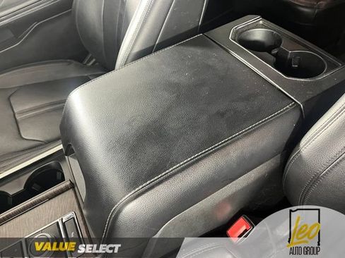 Used 2018 Ford Expedition Limited w/ Equipment Group 301A AWD/4WD image 21