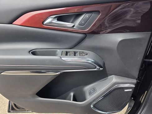 New 2026 Chevrolet Traverse Z71 w/ Enhanced Driving Package image 13