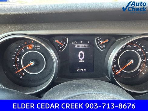 Used 2018 Jeep Wrangler Sport AWD/4WD image 24