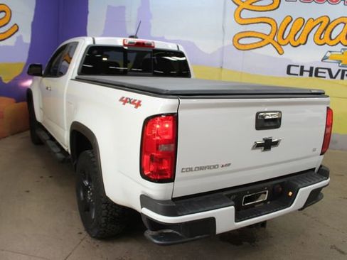 Used 2017 Chevrolet Colorado LT AWD/4WD image 6