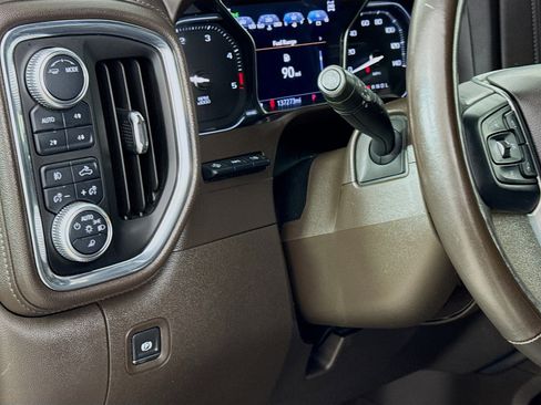 Used 2020 GMC Sierra 3500 Denali w/ Denali Ultimate Package image 10