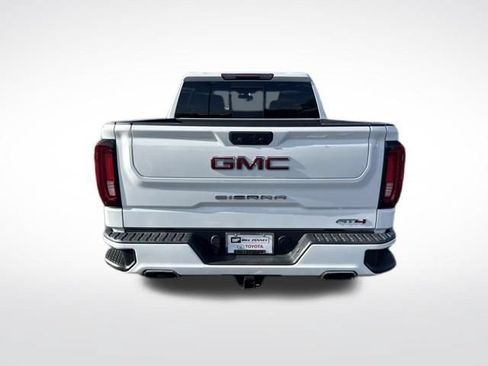 Used 2021 GMC Sierra 1500 AT4 w/ AT4 Preferred Package AWD/4WD image 4