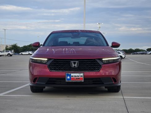 Used 2023 Honda Accord EX image 2