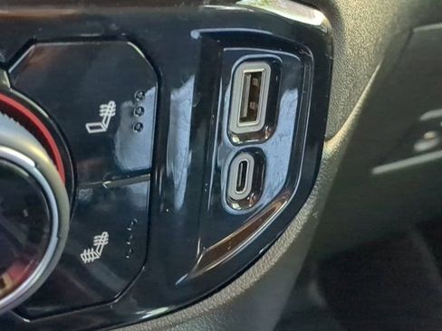 Used 2023 Chevrolet Silverado 1500 RST image 20