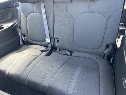 Used 2026 Honda Pilot Sport image 15