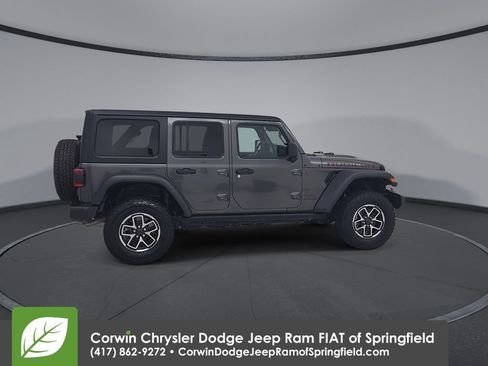 Certified 2025 Jeep Wrangler Unlimited Rubicon AWD/4WD image 16