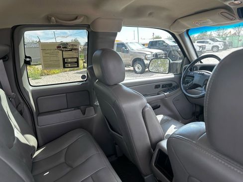 Used 2005 GMC Sierra 2500 SLT w/ Skid Plate Package image 21