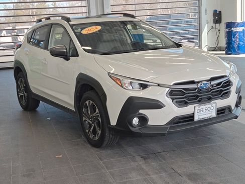 Used 2024 Subaru Crosstrek 2.0i Premium image 1