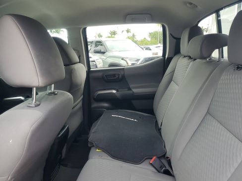 Used 2023 Toyota Tacoma SR5 RWD image 9