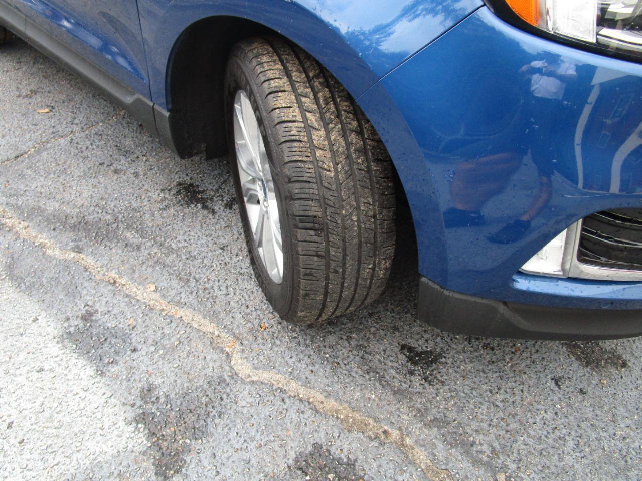 Used 2021 Ford Edge Titanium w/ Cargo Accessory Package FWD image 33