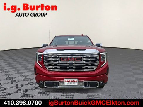 Used 2024 GMC Sierra 1500 Denali w/ Technology Package image 2