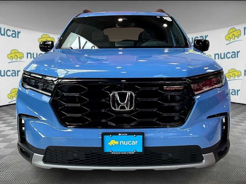New 2025 Honda Pilot TrailSport image 3