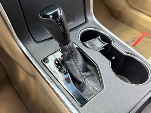 Used 2016 Toyota Camry LE FWD image 28