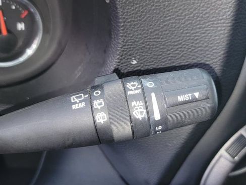 Used 2012 Jeep Wrangler Unlimited Sport AWD/4WD image 15