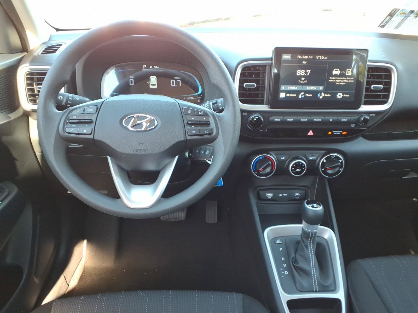 New 2026 Hyundai Venue SE FWD image 10