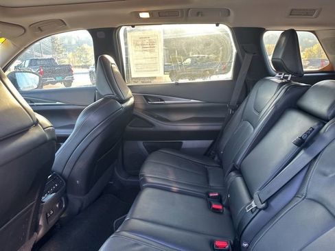 Used 2022 INFINITI QX60 Luxe image 12