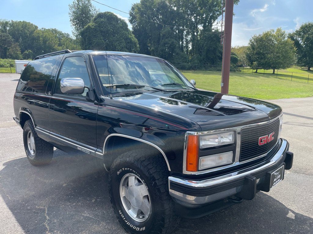 Used 1992 GMC Yukon 4WD 2-Door image 8