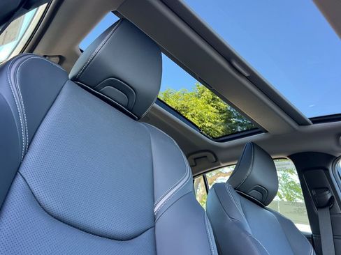 New 2026 Toyota Prius Limited FWD image 18