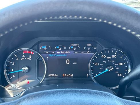 Used 2020 Ford F250 Lariat w/ Lariat Value Package AWD/4WD image 17