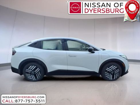 New 2026 Nissan Leaf SV+ image 2