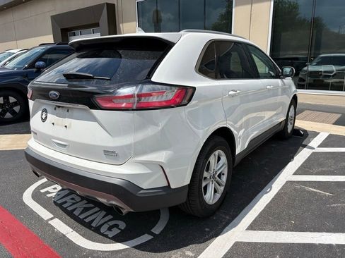 Used 2020 Ford Edge SEL w/ Convenience Package FWD image 4