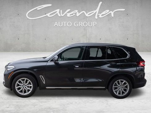 Used 2022 BMW X5 sDrive40i w/ Premium Package image 4