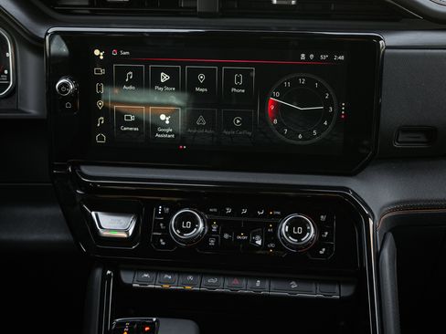 Used 2024 GMC Sierra 1500 AT4 w/ Technology Package image 29