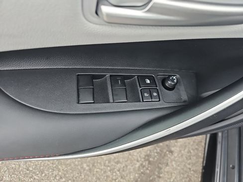 Used 2025 Toyota Corolla SE w/ SE Premium Package FWD image 12