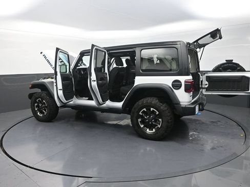 Used 2024 Jeep Wrangler Unlimited Rubicon 4xe AWD/4WD image 33