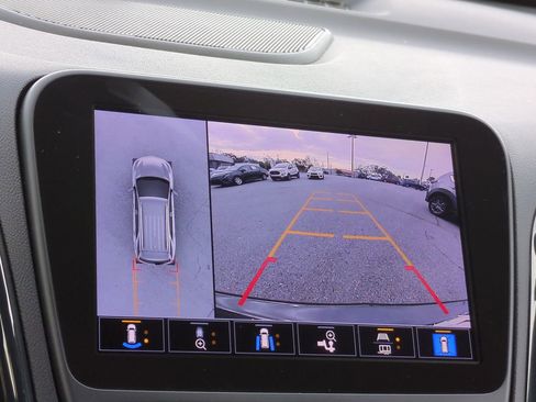 Used 2022 Chevrolet Equinox RS w/ RS Leather Package image 20