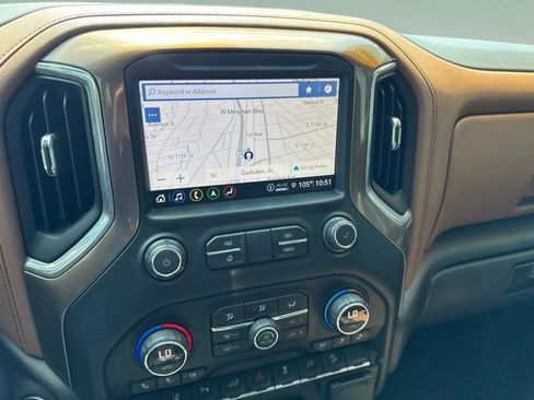 Used 2021 Chevrolet Silverado 2500 High Country w/ Z71 Off-Road Package AWD/4WD image 12