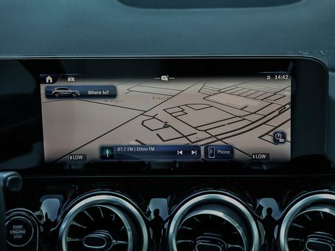 New 2026 Mercedes-Benz GLA 250 image 12