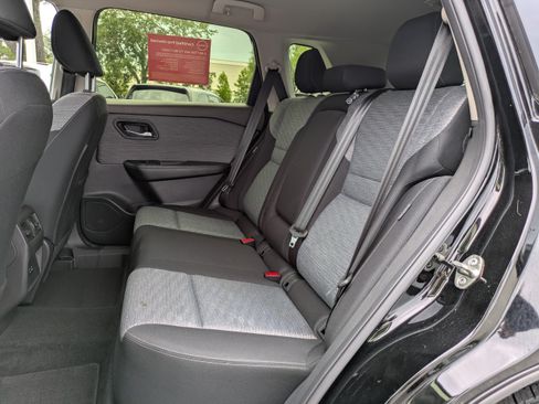 Certified 2023 Nissan Rogue SV AWD/4WD image 14