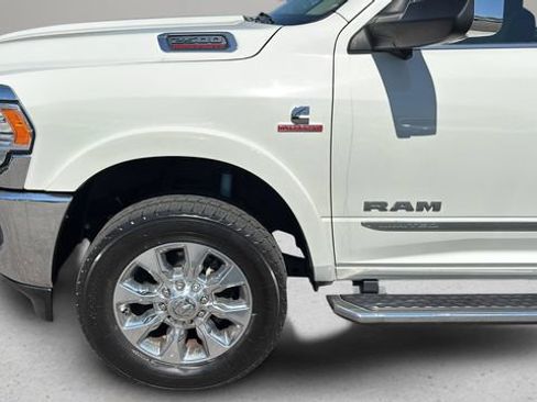 Used 2020 RAM 2500 Limited AWD/4WD image 39