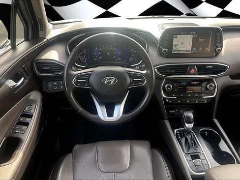 Used 2019 Hyundai Santa Fe AWD image 3