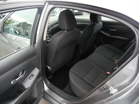 Used 2020 Nissan Sentra S image 21