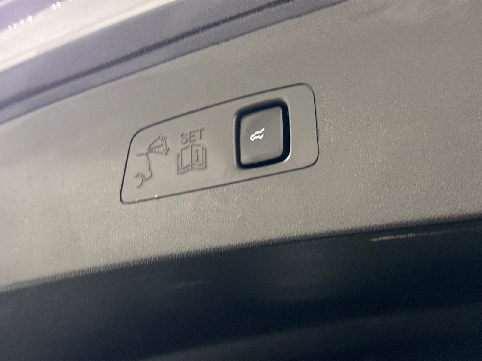 Used 2022 Lincoln Corsair AWD w/ Premium Package image 9